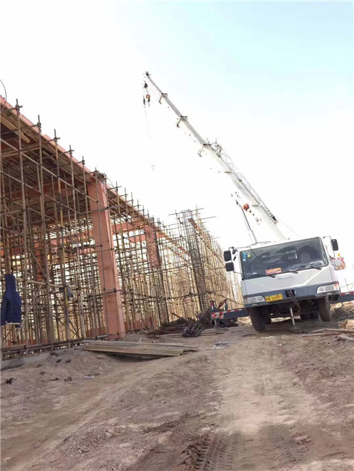 宽甸吊车作业的安全注意事项有哪些？