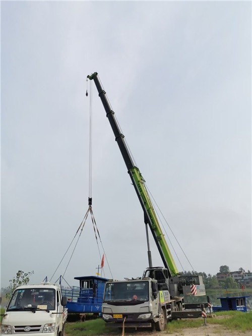 宽甸桥梁建设吊装案例